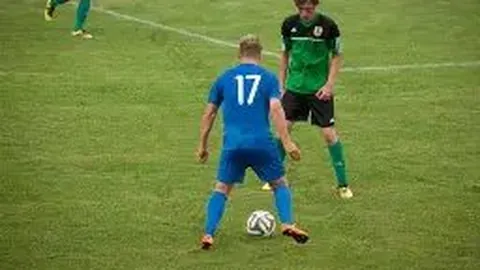 陈幸同跻身WTT总决赛四强，人民日报微博报喜！