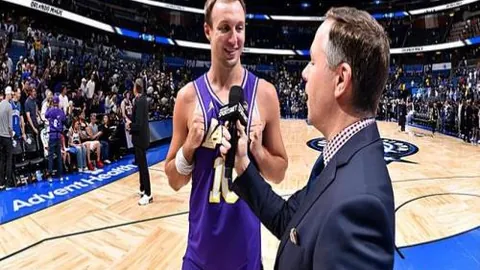 中国男队自由式滑雪空中技巧亚冬会摘得四强，荣获第13枚金牌